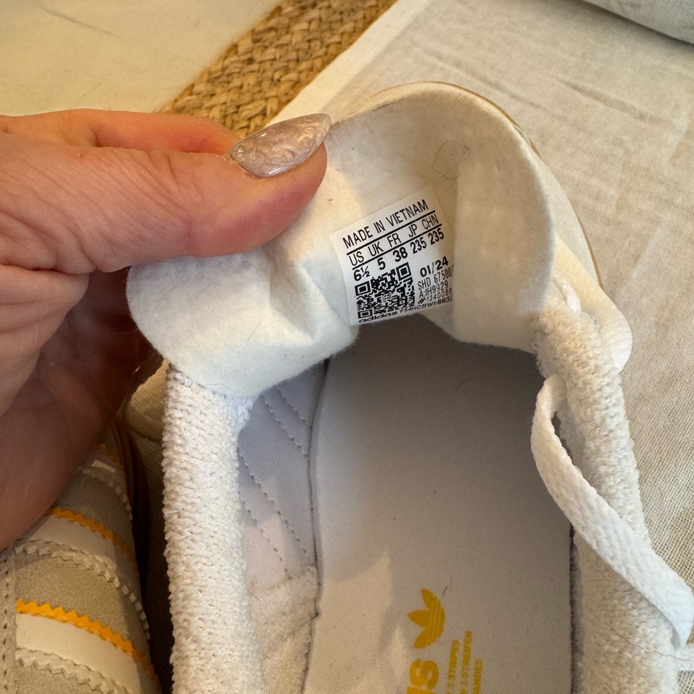 adidas Gazelle Sneakers in Cream, Yellow & Brown - Picture 3 of 7